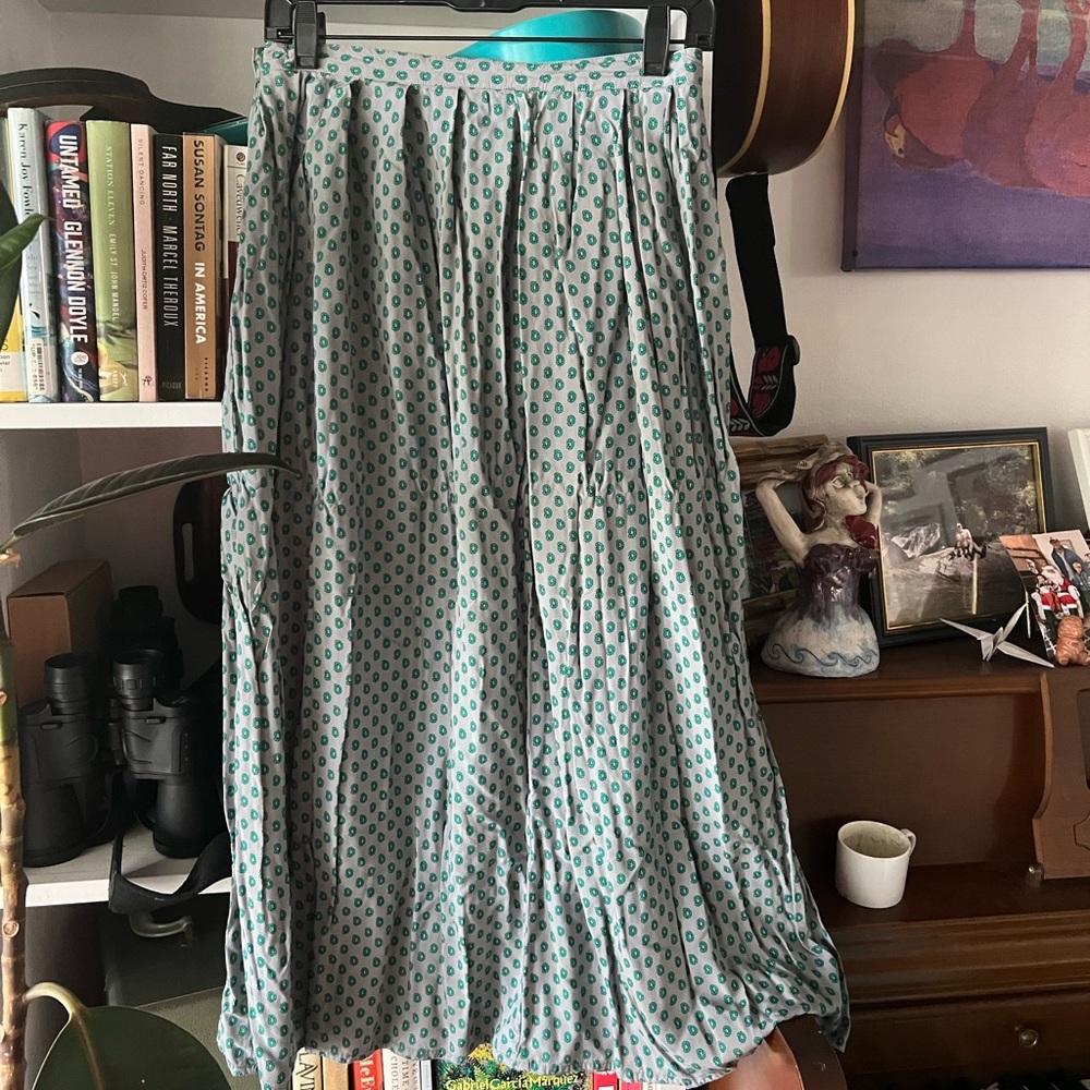 Vintage midi skirt